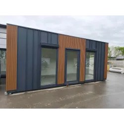Obytný kanvelársky kontajner D21